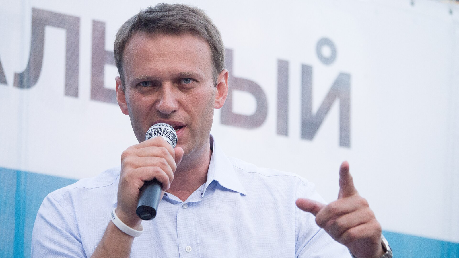 Aleksej Naval’nyj durante un incontro pubblico